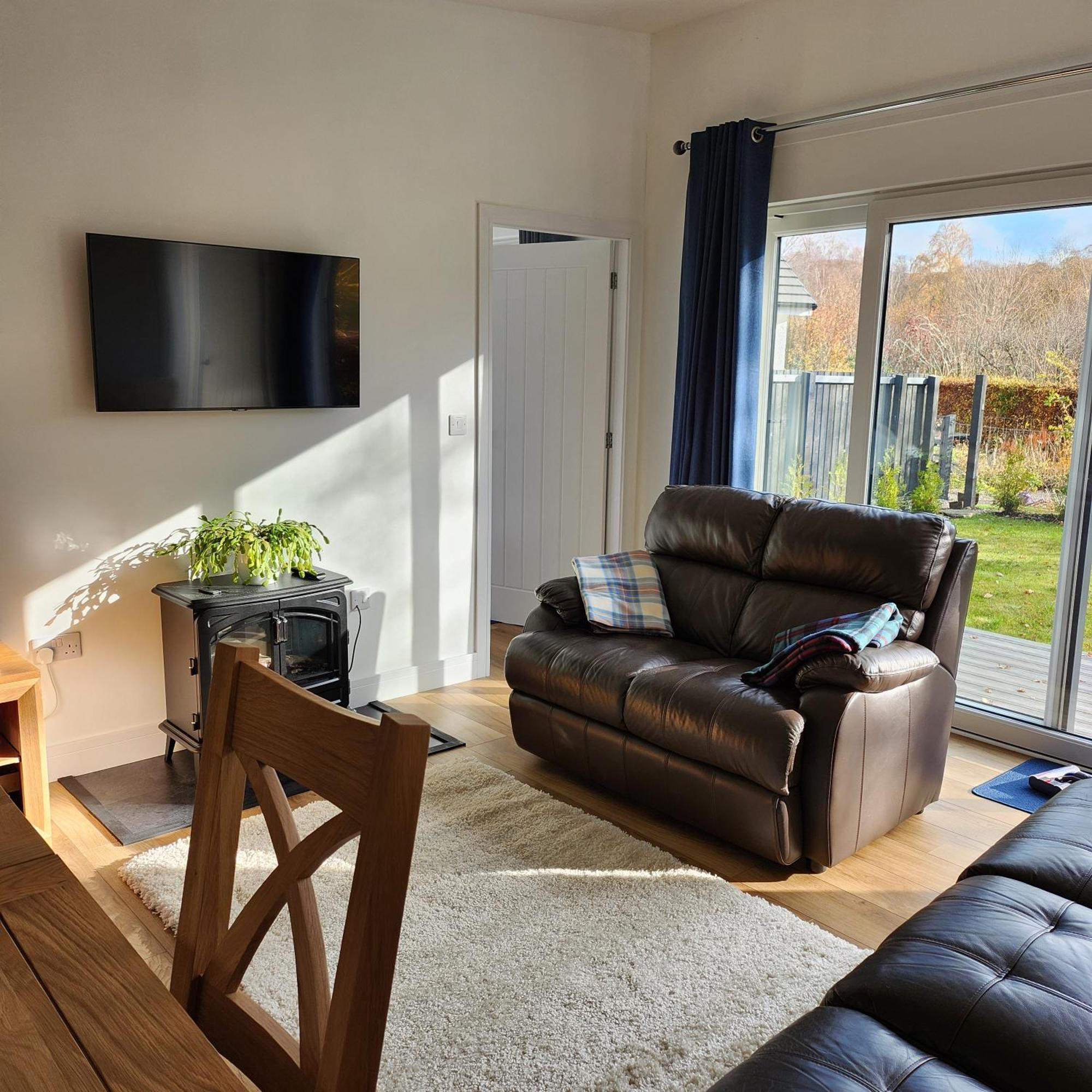 The Chalet At Wyvis Spean Bridge Exterior photo
